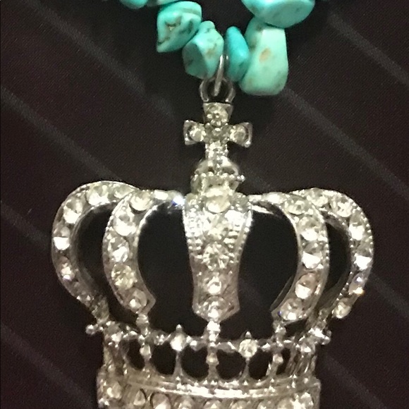 ✨SOLD✨Turquoise & Rhinestones Necklace - Picture 3 of 5